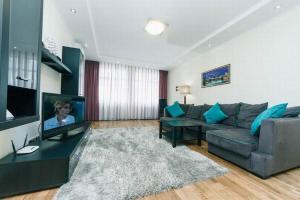 VIP New House Arena City