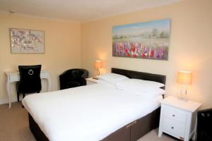 Double Room room in Ardross Glencairn