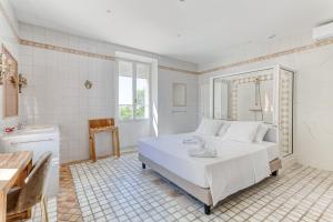 Hotels DOMAINE DE LA NERTHE- HOTEL PROVENCE MEDITERRANEE : photos des chambres