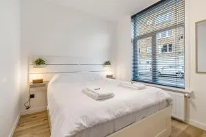 Cosy, furnished & renovated flat with outside lounge - Sint-Pieters-Aalst