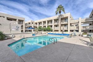 1 Mi to Old Town Scottsdale Condo with Pool Access - 3hvězdičkové hotely ve městě Scottsdale