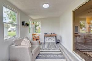 Peaceful Lady Lake Home with Screened-In Porch!