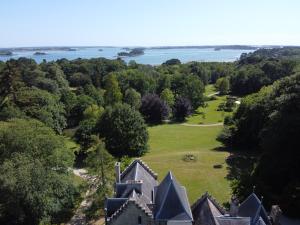 Maisons d'hotes Manoir de Truhelin, a 2 pas du Golfe du Morbihan : photos des chambres