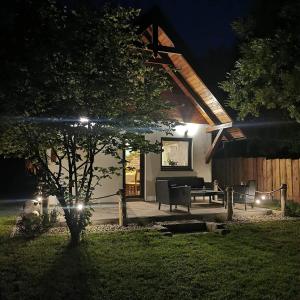 Mazurska Łąka - Vily, Piecki