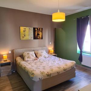 Appartements Appartement Domloc : photos des chambres