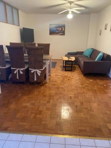 Apartment Privlaka direkt am Strand mit Klima und neuem Badezimmer Haustiere sind willkommen