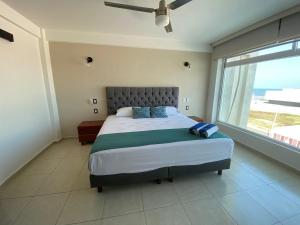 FRENTE PLAYA vista al mar, PISCINA DE USO EXCLUSIVO
