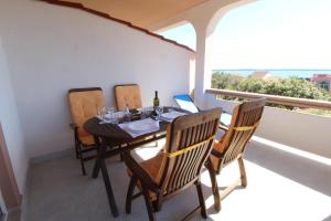 Apartments Mare-200 m from the beach