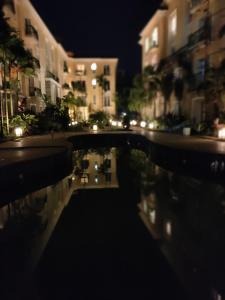 ComfyCorner - Luxurious 2-BHK Apartment