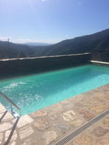 Maisons de vacances MAISON DE CHARME EN ARDECHE DU SUD AVEC PISCINE : photos des chambres