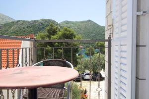 Apartments Nine Slano