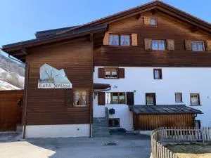 Casa Steilalva - grosszügiges Chalet für erholsamen Familienurlaub - Cumpadials