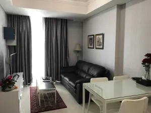 Luxury 2 BR Condo at Casa Grande Residence - Kasablanka Mall - Tjikoko