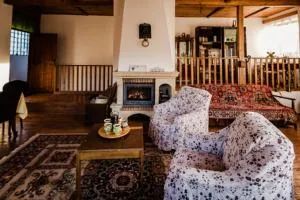 Casa Adelina - Oraşu Nou Casa Adelina - Oraşu Nou