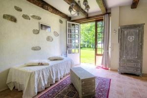 B&B / Chambres d'hotes L'Oustal Chambres et Tables d'Hotes : photos des chambres