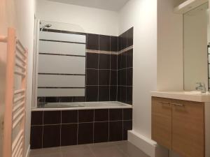 Appartements Le Carre des Vosges Vannes centre avec terrasse, parking privatif, Wifi : photos des chambres