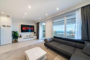 Frontière Monaco, Terrasse, Vue Mer, Parking - AB