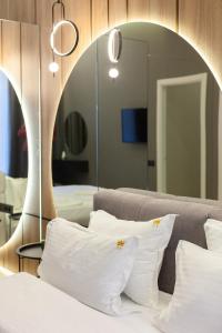 Royal apartament on Voloshyna 2