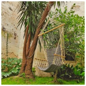 B&B / Chambres d'hotes La Vigneronne des Costieres : Chambre Double - Vue sur Jardin