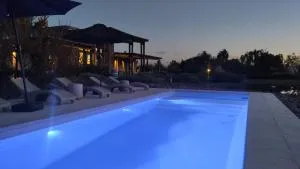 Casa de Huéspedes Bodega Gimenez Riili - Eugenio Bustos