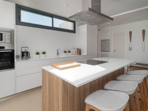 Villa moderne proche de la mer