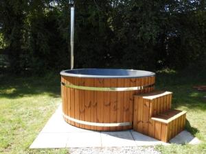 Chata pod strzechą w Beskidach