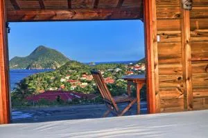 TI KAZ ANOLI Cottage en bois avec vue sur la baie - Grande Anse