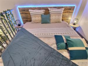 Appartements L'ESCALE : Duplex 4 pers. ASTERIX, AEROPORT ROISSY CDG, PARIS : photos des chambres