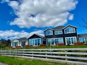 Lifestyle Guesthouse - Red Beach