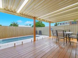 Sea Renity - Ellenborough