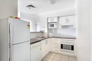 814 Shoal Bay Waterviews