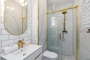 Modern Studio Apartments Poznań City Center by Noclegi Renters