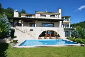 Villa Bella Vista - Seaview Holiday Home - Kriva