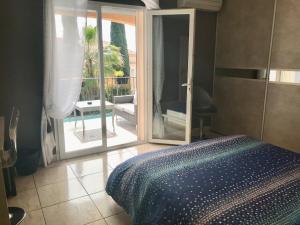 B&B / Chambres d'hotes Bouzigues Suite Parentale Etang de Thau : photos des chambres