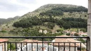 Kristi's Homes - "Beautiful Dome" in Dimitsana - 安德里塞纳