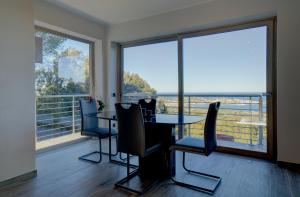 Luxury Liam Villa with Pool and Sea View - Goelba