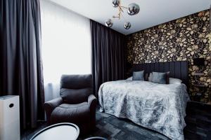 Deluxe Room room in Hotel Color