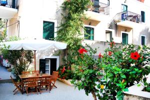 Twin House Spetses Greece