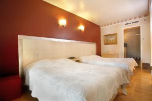 Hotels Hotel De Gramont : photos des chambres