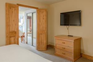 Grand Lodge Condo in the Heart of Mt Crested Butte condo