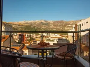 Apartment lora - Budua