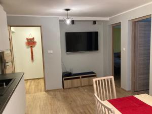 Apartament z widokiem na Szrenicę w sercu Szklarskiej Poręby