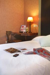 Hotels Hotel De Gramont : photos des chambres