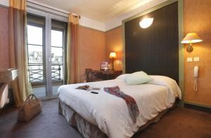 Hotels Hotel De Gramont : photos des chambres