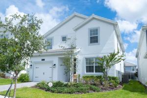 Magical Retreat 5BR Pool & Spa Near Disney