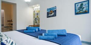 White House civico 28