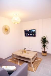 Appartements #Sweet Moments By Eauz'Homes -WiFi-Netflix : photos des chambres