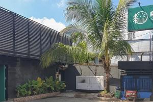 Rocky Guest House Syariah Mitra RedDoorz