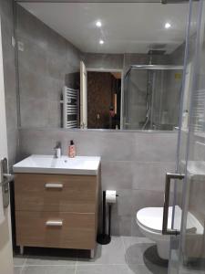 Studio Autonome Cosy à Paris CDG