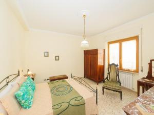 Aranci apt 67 - Sorrento centre and Vesuvius view